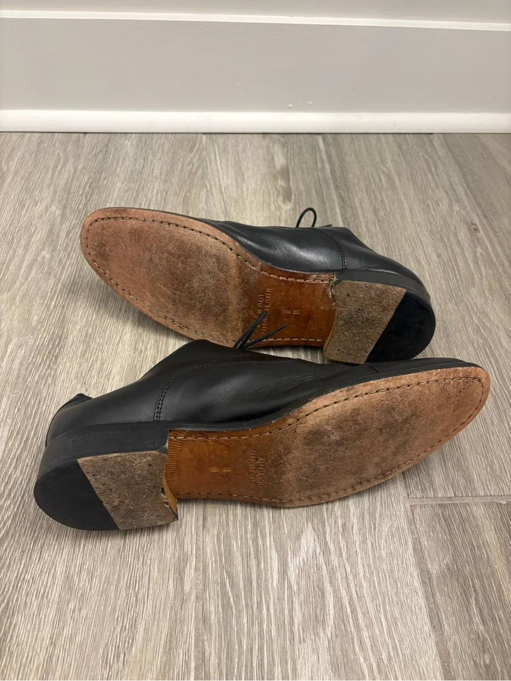 Saks Fifth Avenue Men’s Black Dress Shoes